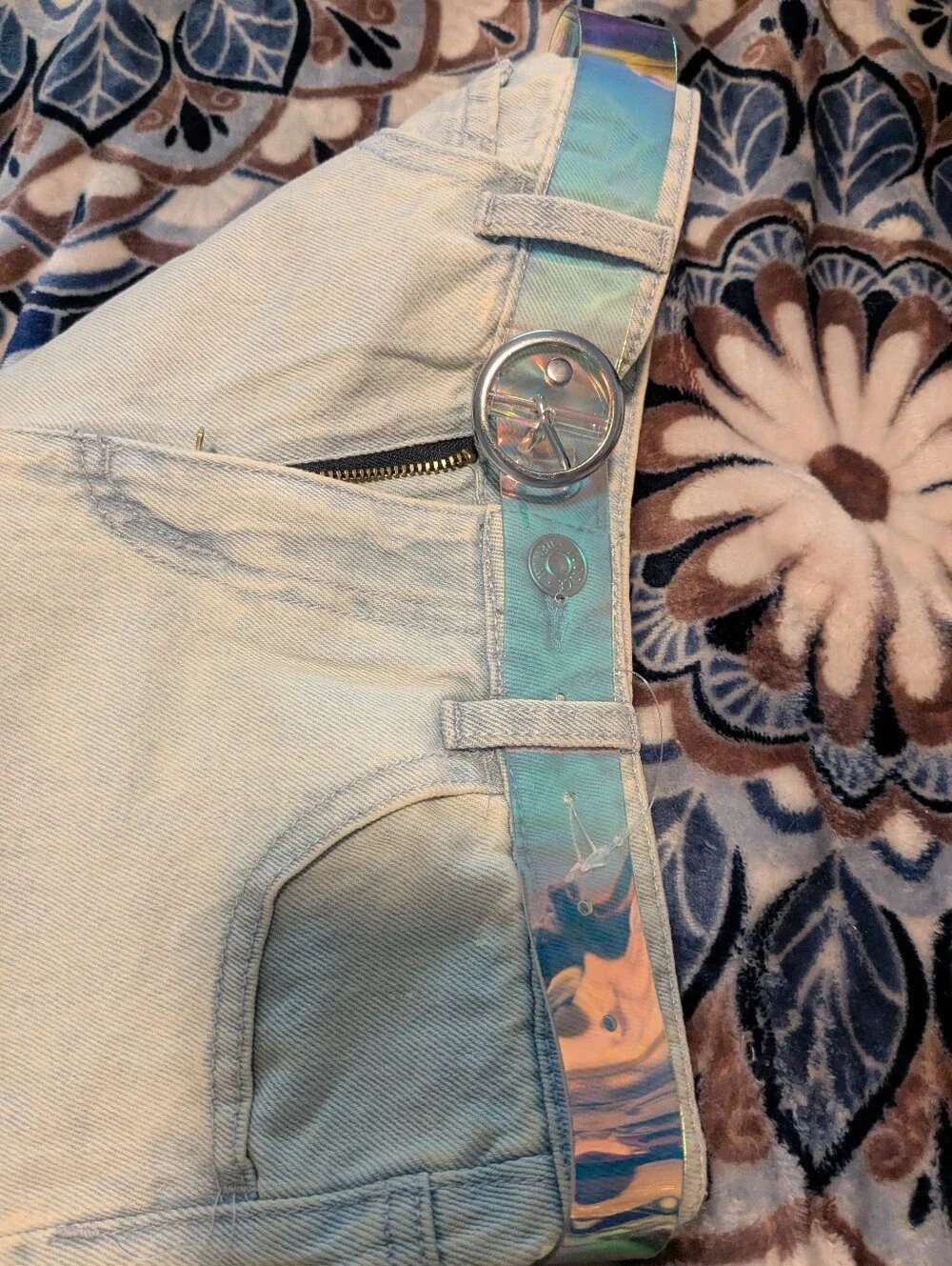 NWT Justice Light Wash Graphic Kids Baggy Jeans with Bubble Gum Patches